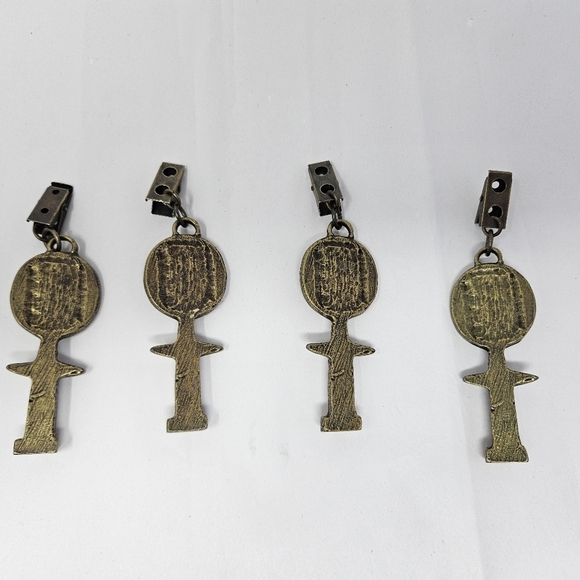 African Brass Corner Table Cloth Holders Women Face & Figure Set Of 4 Vintage - Picture 6 of 10